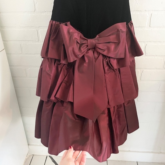 Vintage 80s Gown Strapless dress Black Velvet Velour Dark red iridescent skirt S - Picture 5 of 13